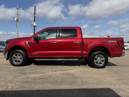 Red 2025 Ford F-150 XLT