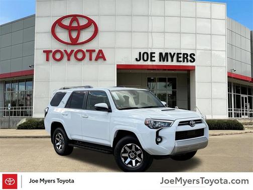 2024 Toyota 4Runner TRD Off Road