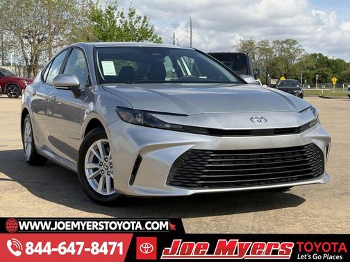 Celestial Silver Metallic 2025 Toyota Camry LE