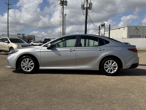 Celestial Silver Metallic 2025 Toyota Camry LE