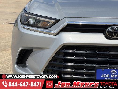 Celestial Silver Metallic 2024 Toyota Grand Highlander XLE