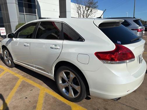 2012 Toyota Venza LE
