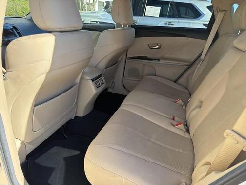 2012 Toyota Venza LE