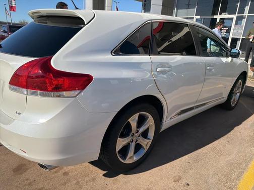 2012 Toyota Venza LE
