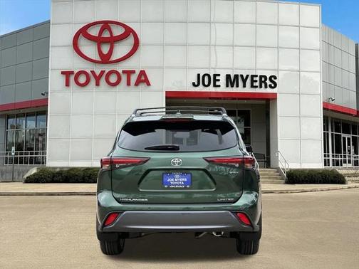 2025 Toyota Highlander Hybrid Limited