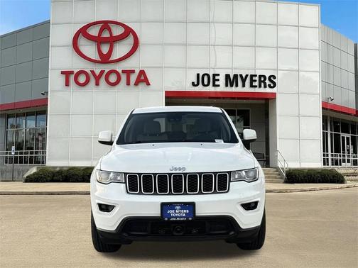 2022 Jeep Grand Cherokee Laredo