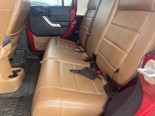 2012 Jeep Wrangler Unlimited Rubicon