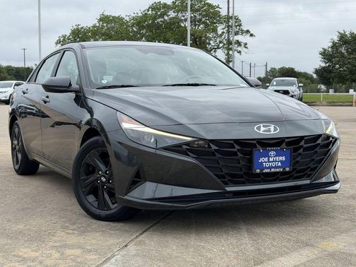 Portofino Gray 2023 Hyundai ELANTRA SEL