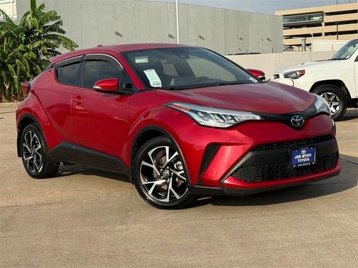 2021 Toyota C-HR XLE