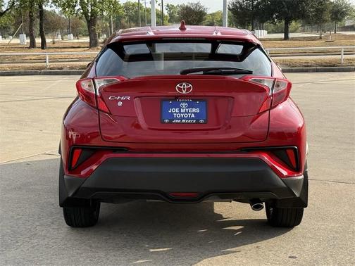 2021 Toyota C-HR XLE