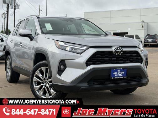 2022 Toyota RAV4 XLE Premium