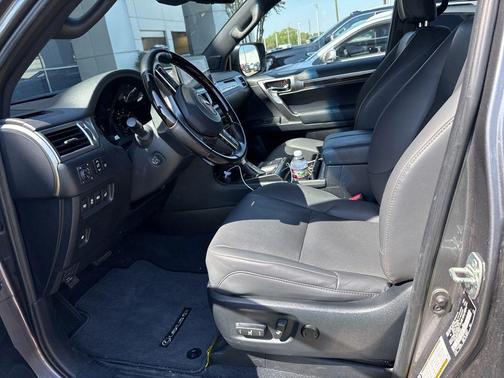 Gray Pearl 2023 Lexus GX 460 Premium