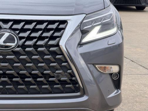 Gray Pearl 2023 Lexus GX 460 Premium