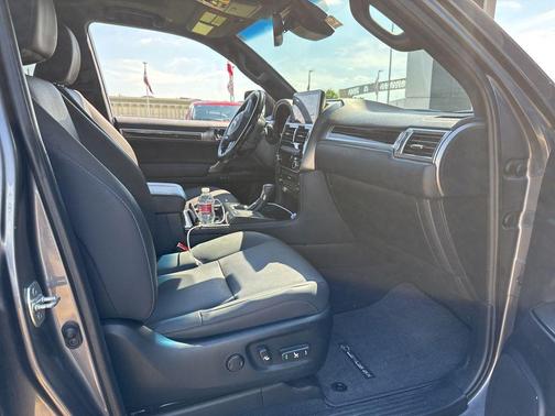 Gray Pearl 2023 Lexus GX 460 Premium