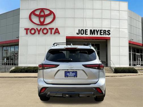 2025 Toyota Highlander Limited