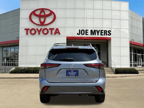 2024 Toyota Highlander Limited