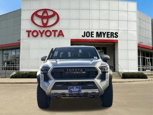 2025 Toyota Tacoma Hybrid Trailhunter