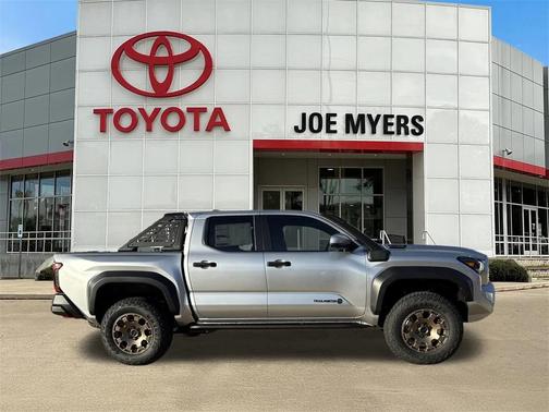 2025 Toyota Tacoma Hybrid Trailhunter