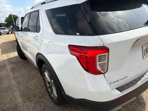 Oxford White 2023 Ford Explorer Limited