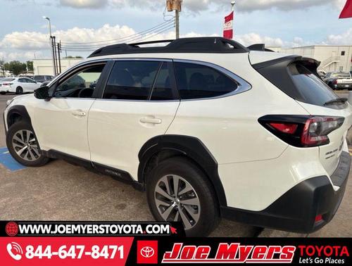 Crystal White Pearl 2025 Subaru Outback Premium