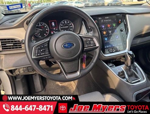 Crystal White Pearl 2025 Subaru Outback Premium