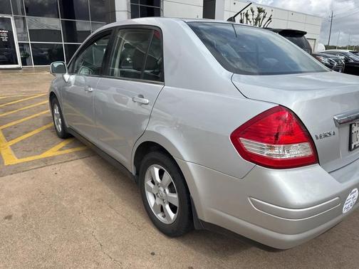 2007 Nissan Versa SL
