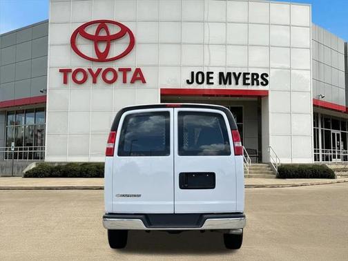 2023 Chevrolet Express 2500 RWD 2500 Regular Wheelbase WT