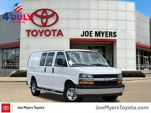 2023 Chevrolet Express 2500 RWD 2500 Regular Wheelbase WT
