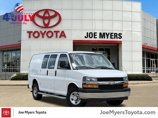 2023 Chevrolet Express 2500 RWD 2500 Regular Wheelbase WT