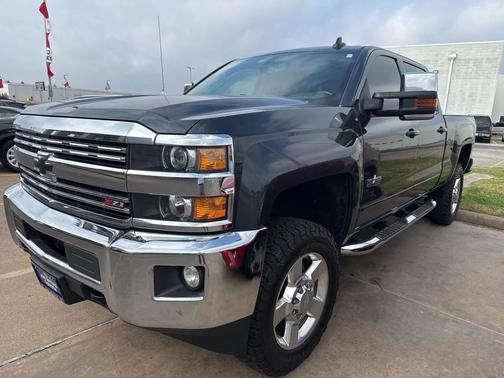 2017 Chevrolet Silverado 2500 LT