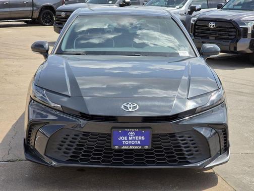 Underground 2025 Toyota Camry SE