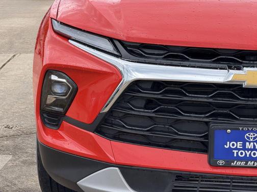 Habanero Orange 2025 Chevrolet Blazer 2LT