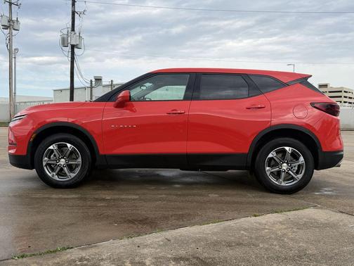 Habanero Orange 2025 Chevrolet Blazer 2LT