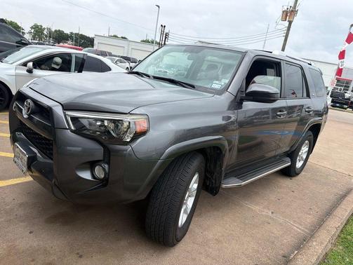 Magnetic Gray Metallic 2016 Toyota 4Runner SR5