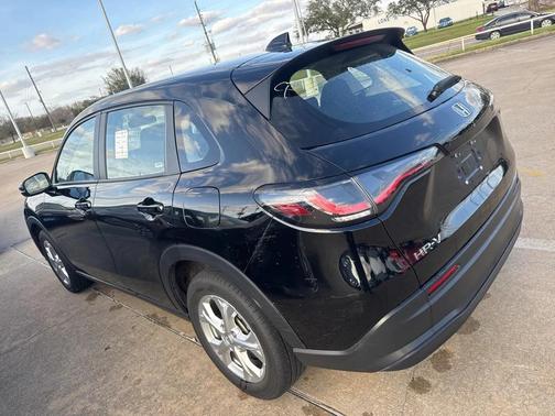 2025 Honda HR-V LX
