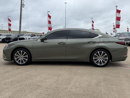 Sunlit Green 2021 Lexus ES 350 Base