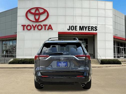 2025 Toyota RAV4 Hybrid SE