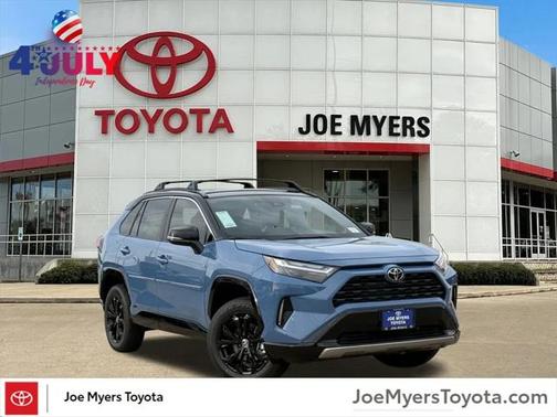 2025 Toyota RAV4 Hybrid SE