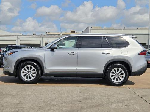 Celestial Silver Metallic 2025 Toyota Grand Highlander XLE