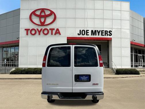 2024 GMC Savana 2500 Work Van