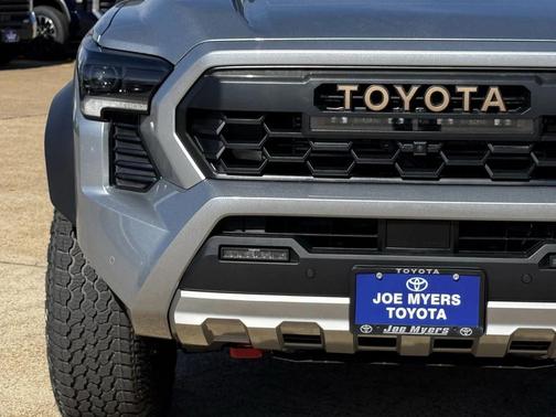 2026 Toyota Tacoma Hybrid Trailhunter