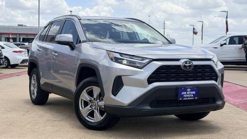 Silver Sky Metallic 2025 Toyota RAV4 XLE