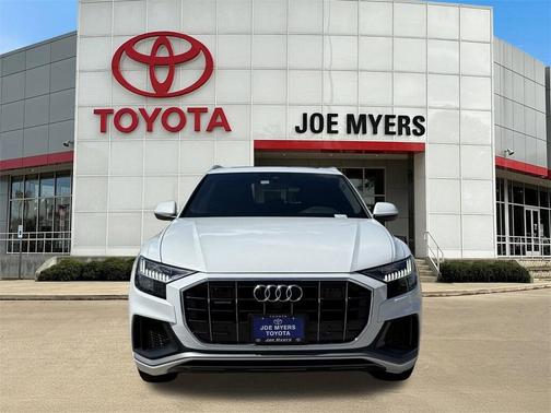 2021 Audi Q8 55 Premium Plus