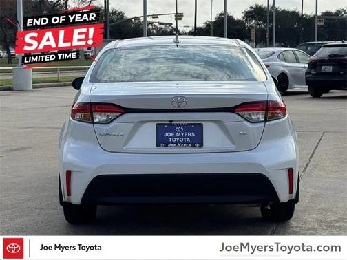 2025 Toyota Corolla LE