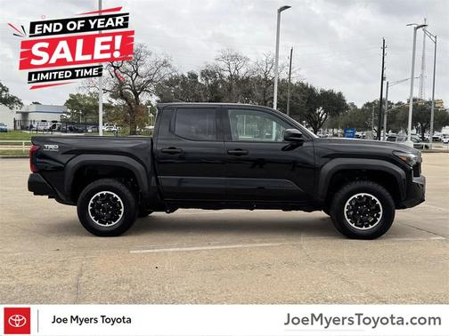 2025 Toyota Tacoma TRD Off-Road