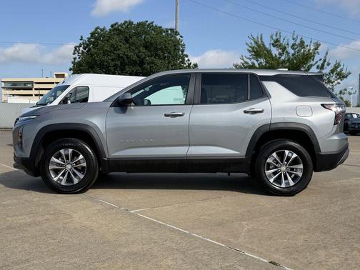Sterling Gray Metallic 2025 Chevrolet Equinox 1LT