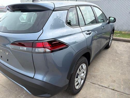 Celestite 2026 Toyota Corolla Cross L