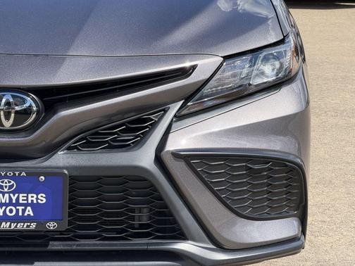 Gray 2024 Toyota Camry SE