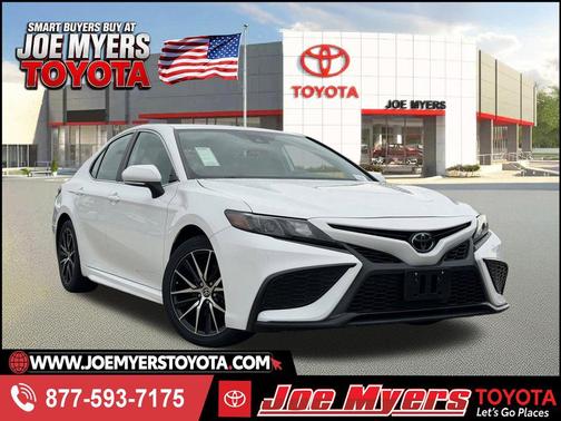 Ice Cap 2024 Toyota Camry SE