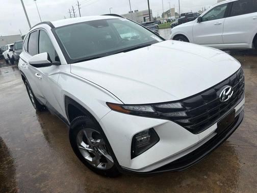 White Pearl 2024 Hyundai TUCSON SEL